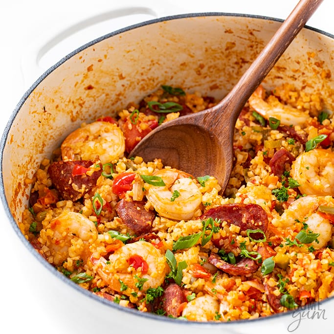 keto jambalaya in dutch oven
