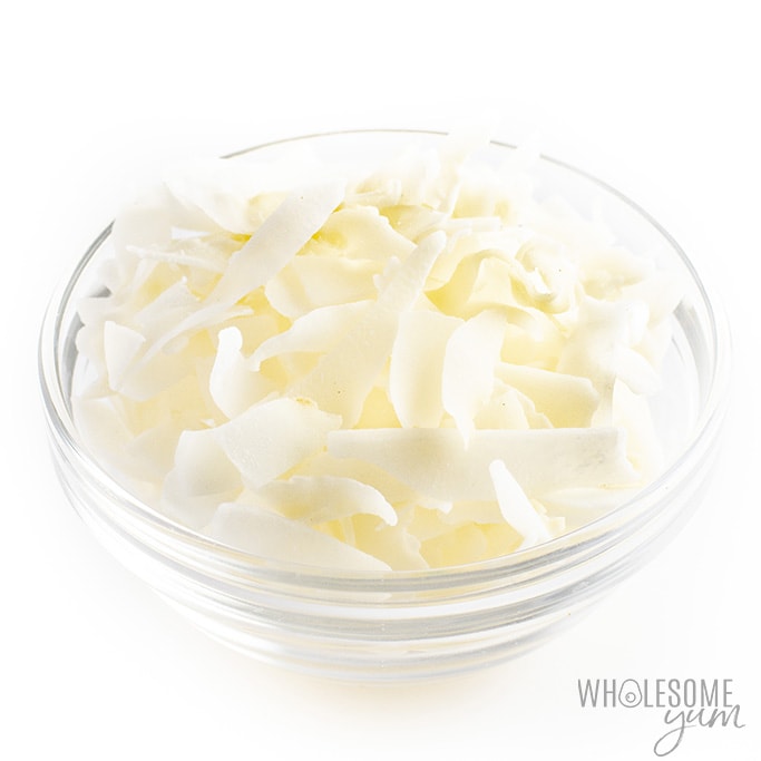 Low carb bowl with coconut flakes